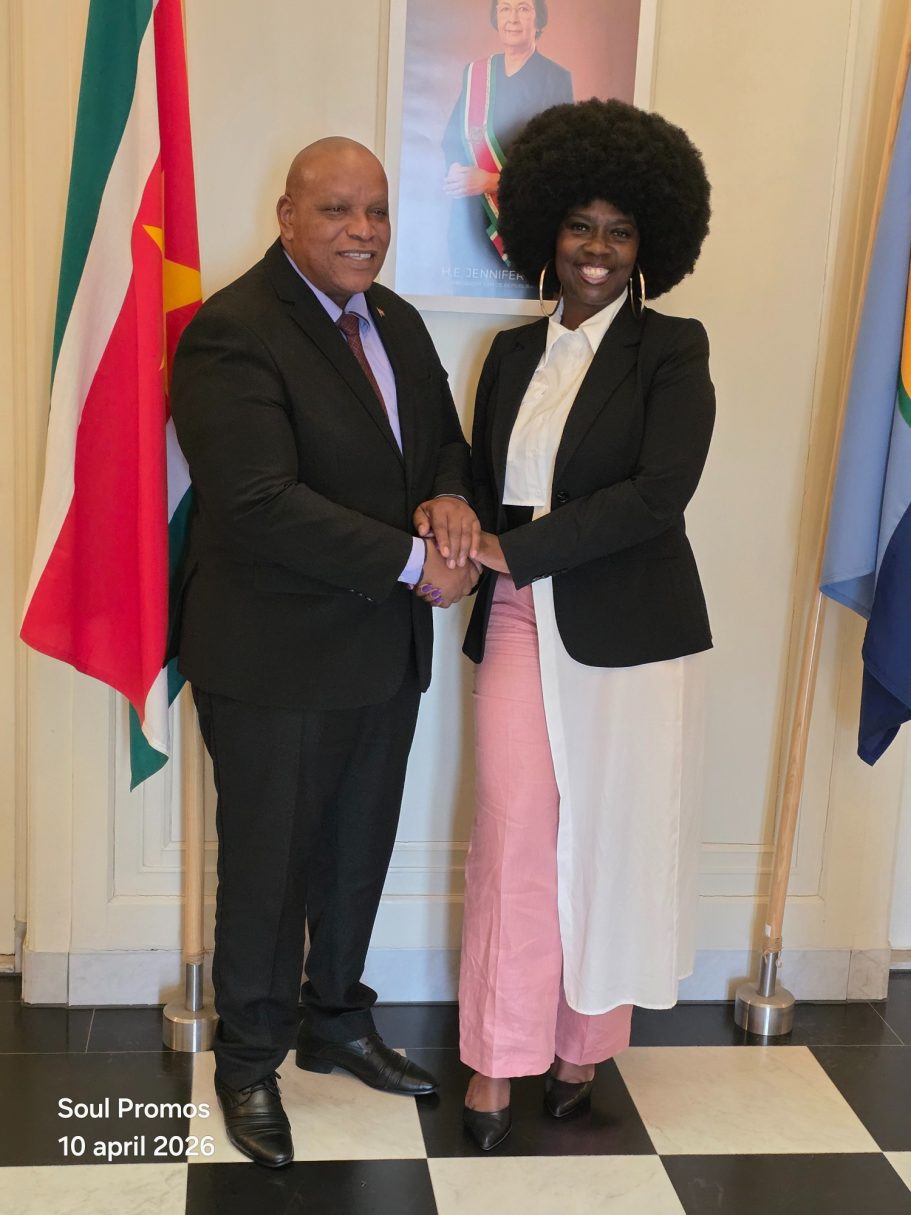 Z.E. Ricardo Panka en Sandra Esseboom