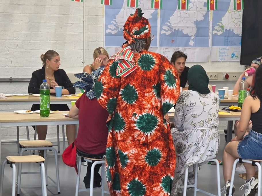 Workshop Anisa (hoofddoek) binden