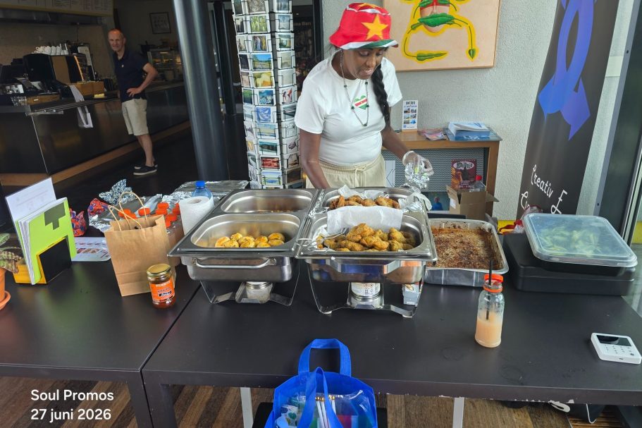 Verkoop van Surinaamse gerechten